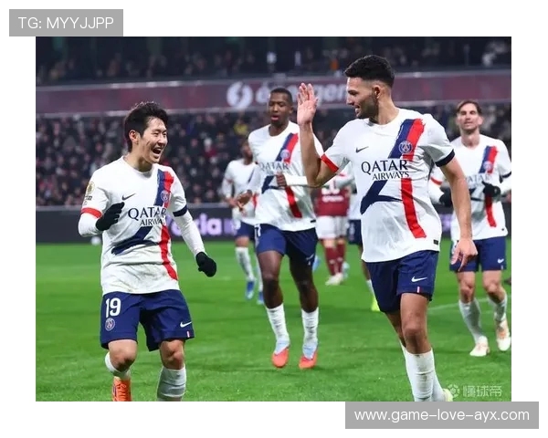 巴黎中场运作为球队提供支持