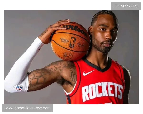 帕金斯快速持球推进,湖人替补段提升明显