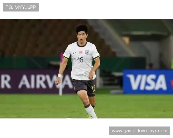 彭啸防守动作干脆