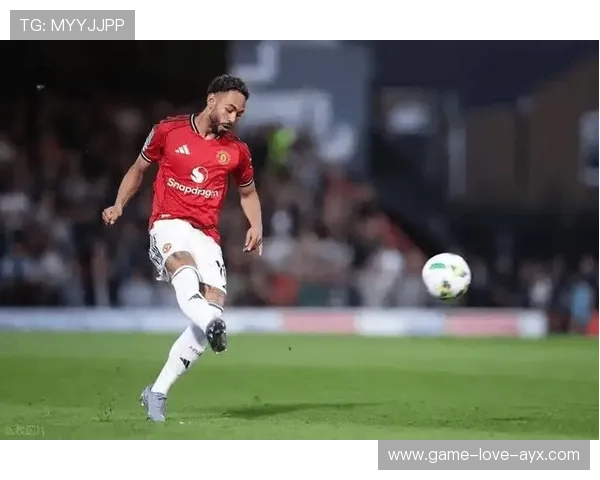 曼联由守转攻出球更快：重塑锋线速度的红魔新生